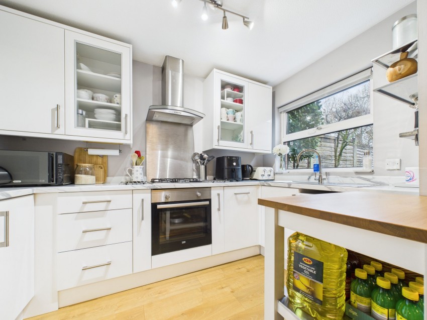 Images for Huscarle Way, Tilehurst, RG31