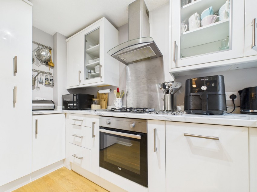 Images for Huscarle Way, Tilehurst, RG31