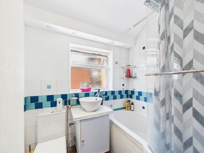 Images for Surrey Road, Reading, RG2