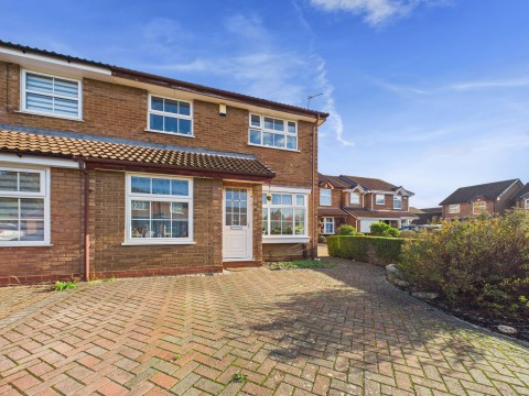 View Full Details for Fernhurst Road, Calcot, RG31