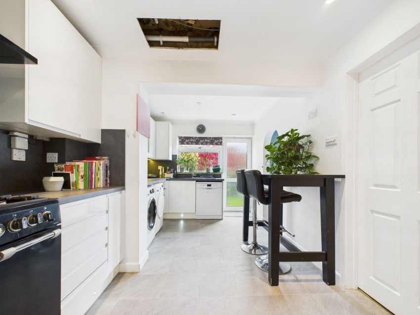 Images for Farm Drive, Tilehurst, RG31