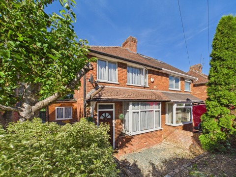 View Full Details for Grasmere Avenue, Tilehurst, RG30