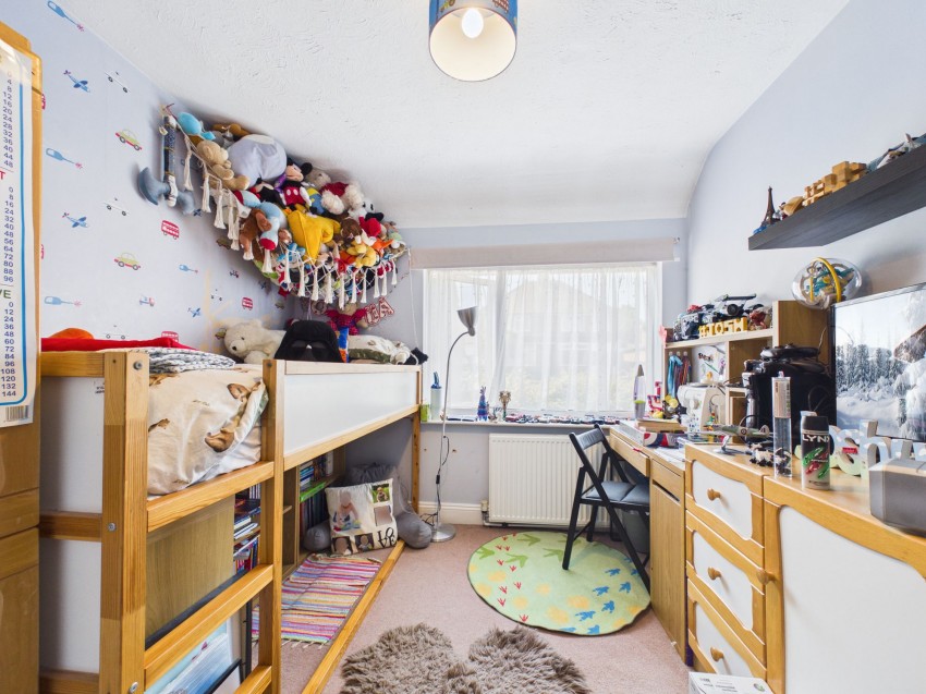 Images for Grasmere Avenue, Tilehurst, RG30
