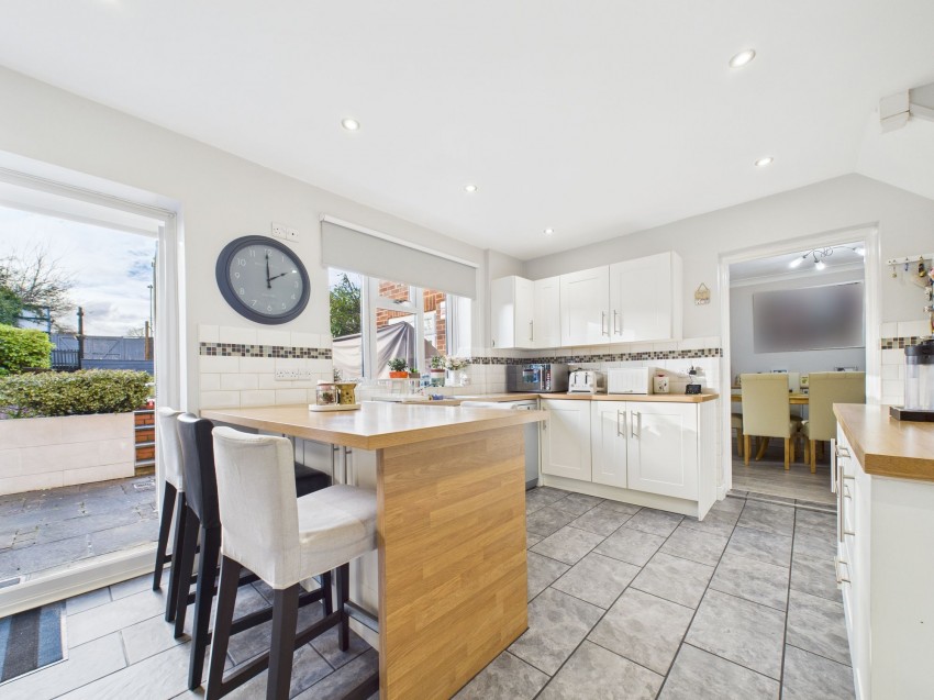 Images for Mayfair, Tilehurst, RG30