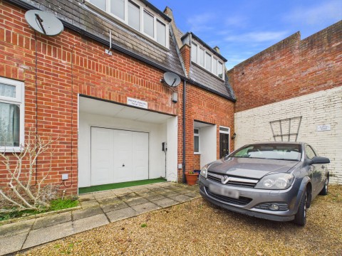 View Full Details for Norcot Road, Tilehurst, RG30