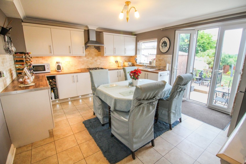 Images for Tilehurst, Reading, Berkshire