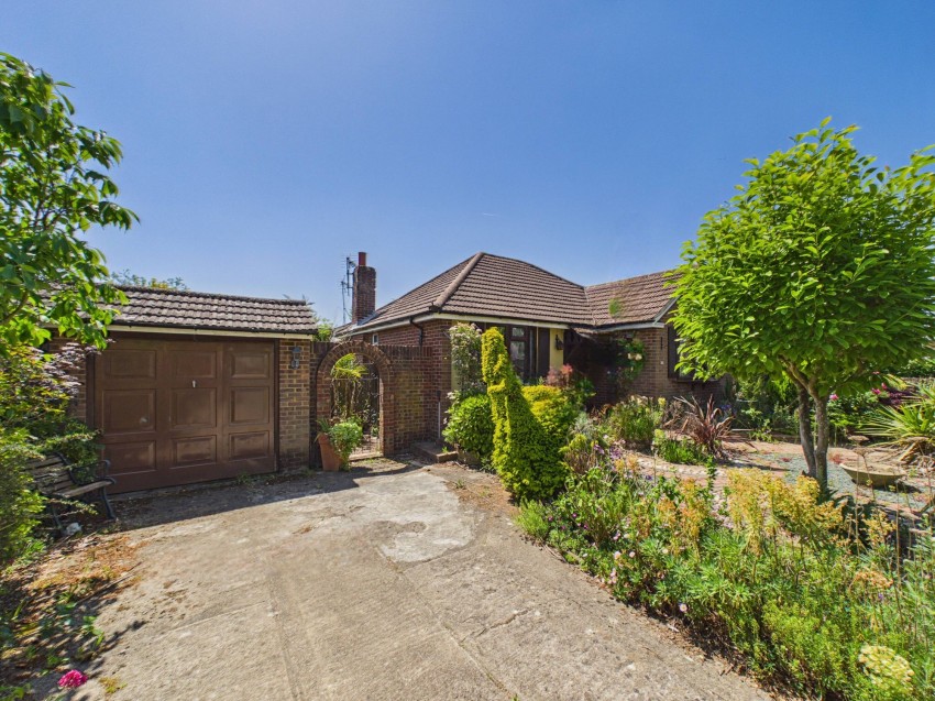 Images for Hogarth Avenue, Reading, RG30