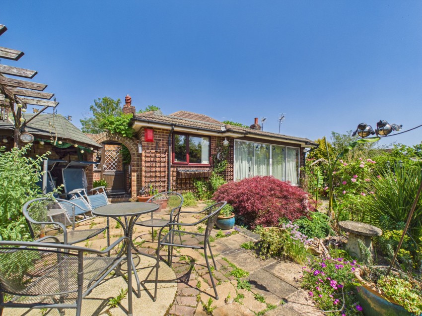 Images for Hogarth Avenue, Reading, RG30