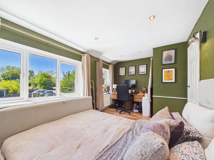Images for Fullbrook Crescent, Tilehurst, RG31