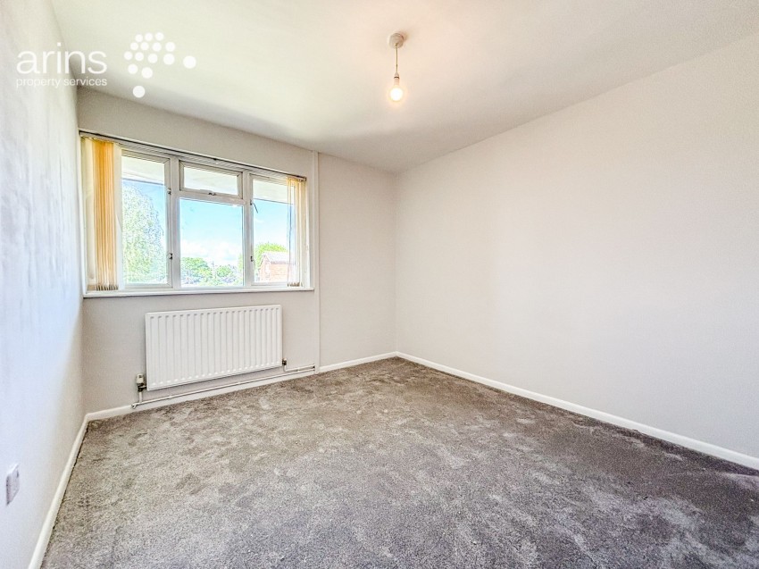 Images for Chestnut Crescent, Shinfield, RG2