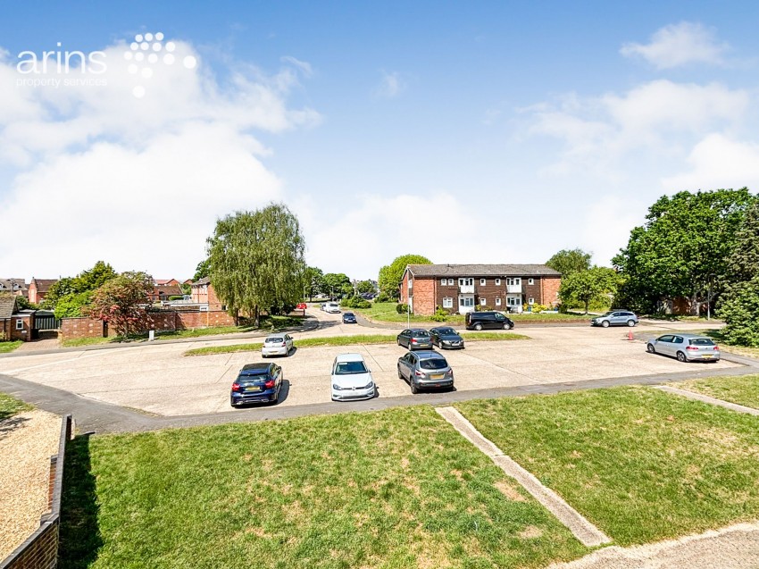 Images for Chestnut Crescent, Shinfield, RG2