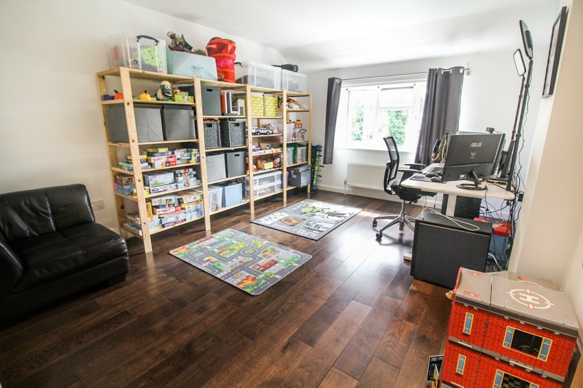 Images for Tilehurst, Reading, Berkshire