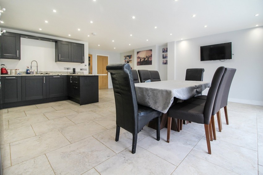 Images for Tilehurst, Reading, Berkshire