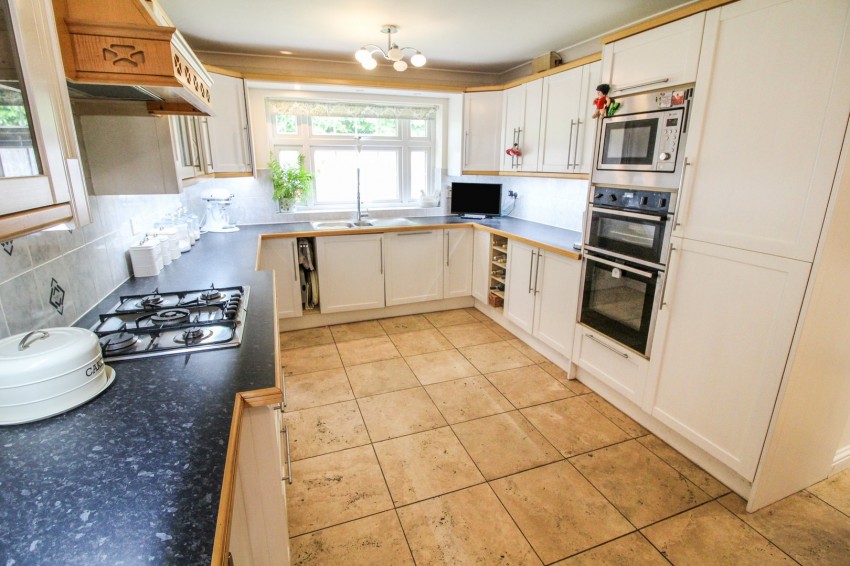 Images for Tilehurst, Reading, Berkshire