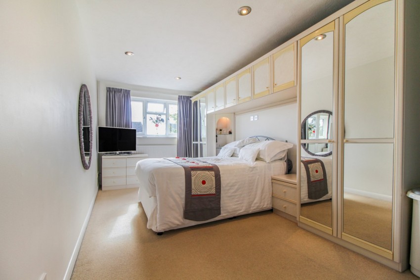 Images for Calcot, Reading, Berkshire