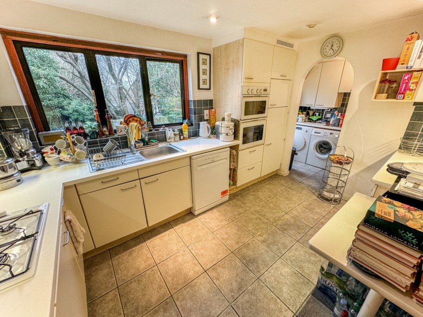 Images for Tilehurst, Reading, Berkshire