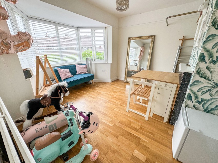 Images for Tilehurst, Reading, Berkshire