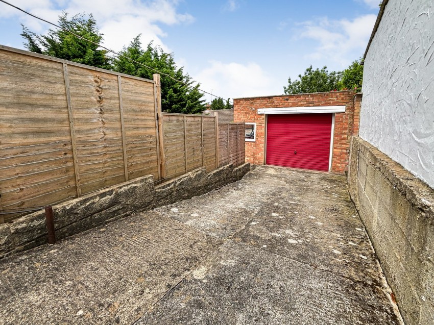 Images for Tilehurst, Reading, Berkshire