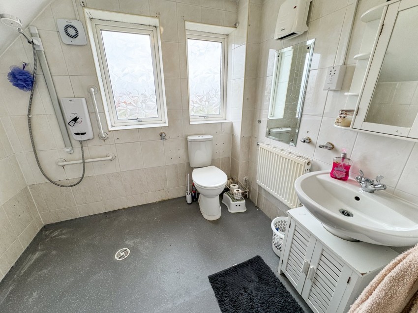 Images for Tilehurst, Reading, Berkshire
