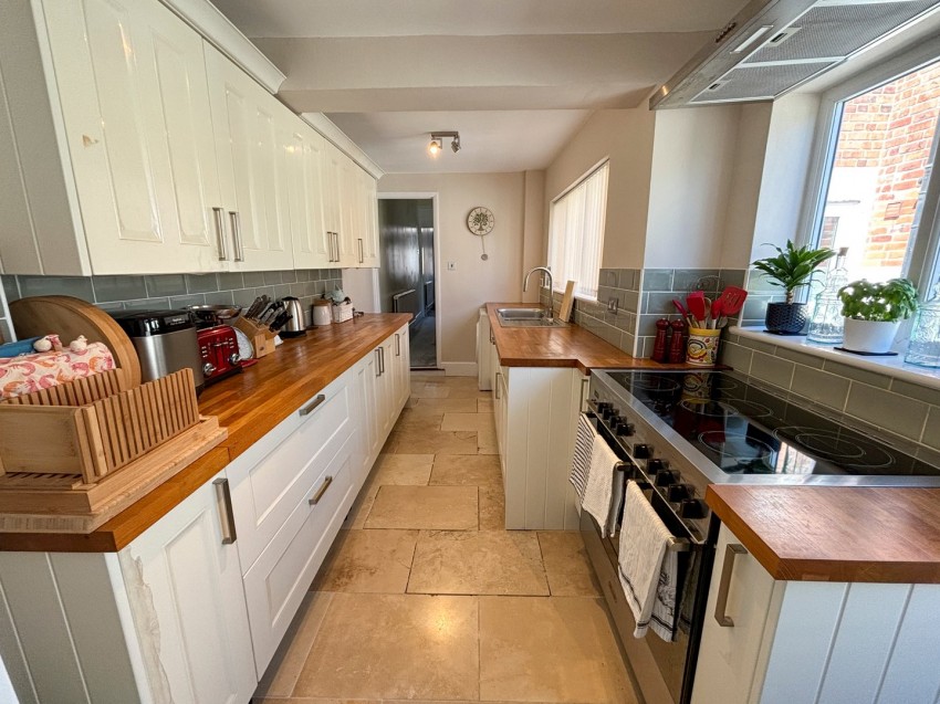 Images for Shaftesbury Road, Reading, Berkshire