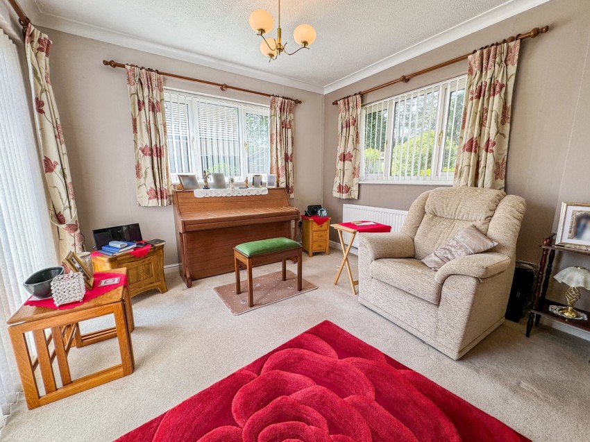Images for Tilehurst, Reading, Berkshire