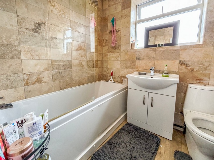 Images for Tilehurst, Reading, Berkshire