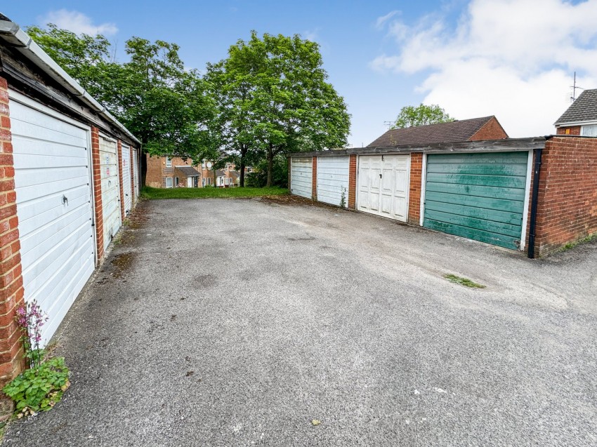 Images for Tilehurst, Reading, Berkshire