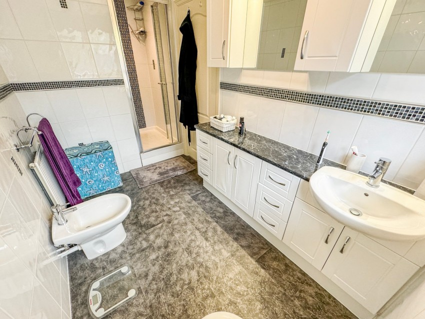 Images for Tilehurst, Reading, Berkshire
