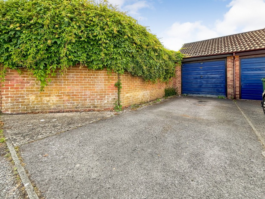 Images for Tilehurst, Reading, Berkshire