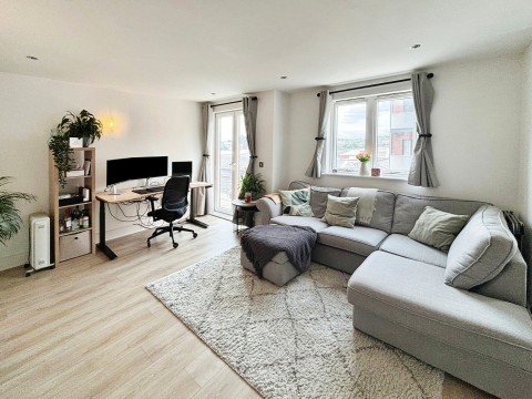 View Full Details for Thorn Walk, Reading, Berkshire