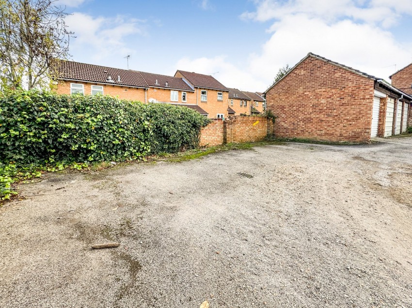 Images for Tilehurst, Reading, Berkshire