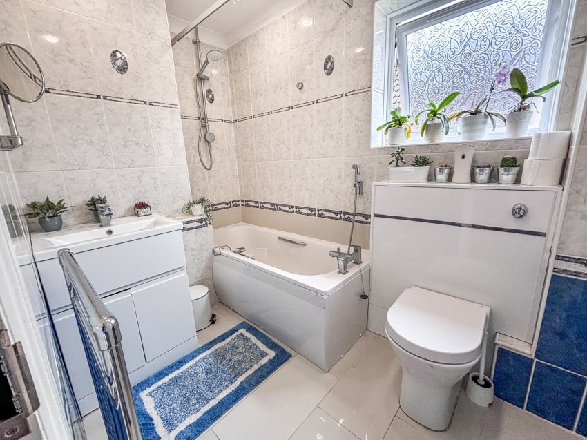 Images for Tilehurst, Reading, Berkshire