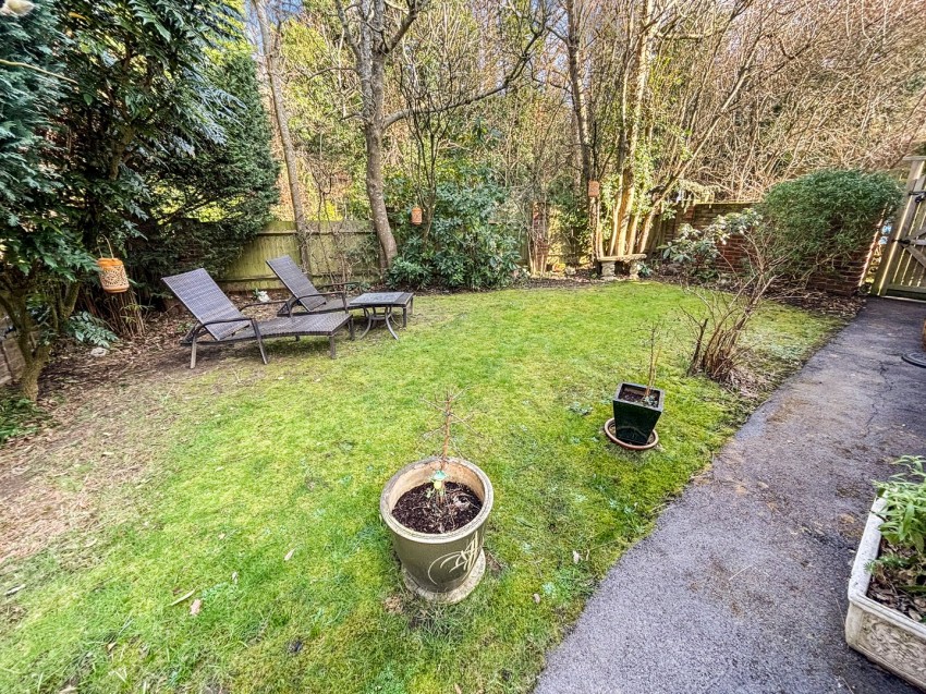 Images for Honey End Lane, Reading, Berkshire