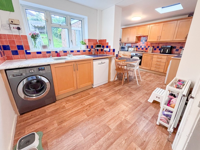 Images for Tilehurst, Reading, Berkshire