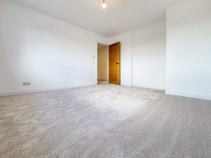 Images for Tilehurst, Reading, Berkshire