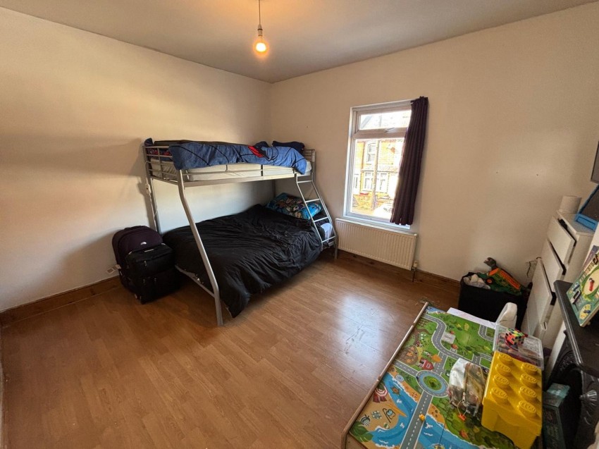 Images for Shaftesbury Road, Reading, Berkshire
