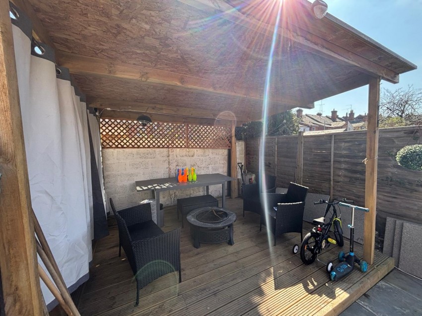 Images for Shaftesbury Road, Reading, Berkshire