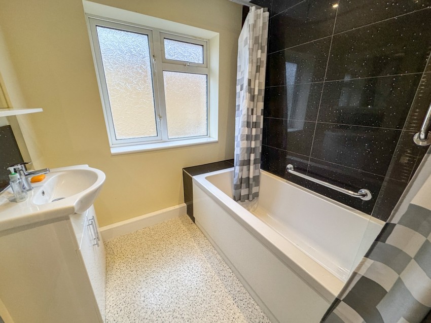 Images for Tilehurst, Reading, Berkshire