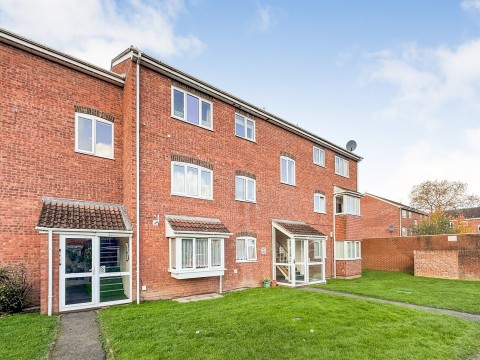 View Full Details for Bexley Court, Reading, Berkshire