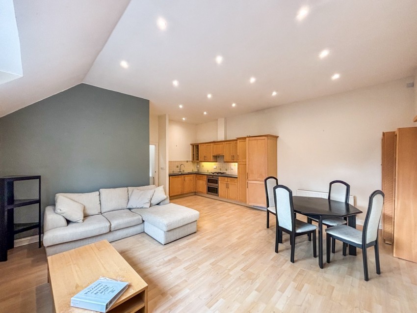 Images for Ashdene Gardens, Reading, Berkshire