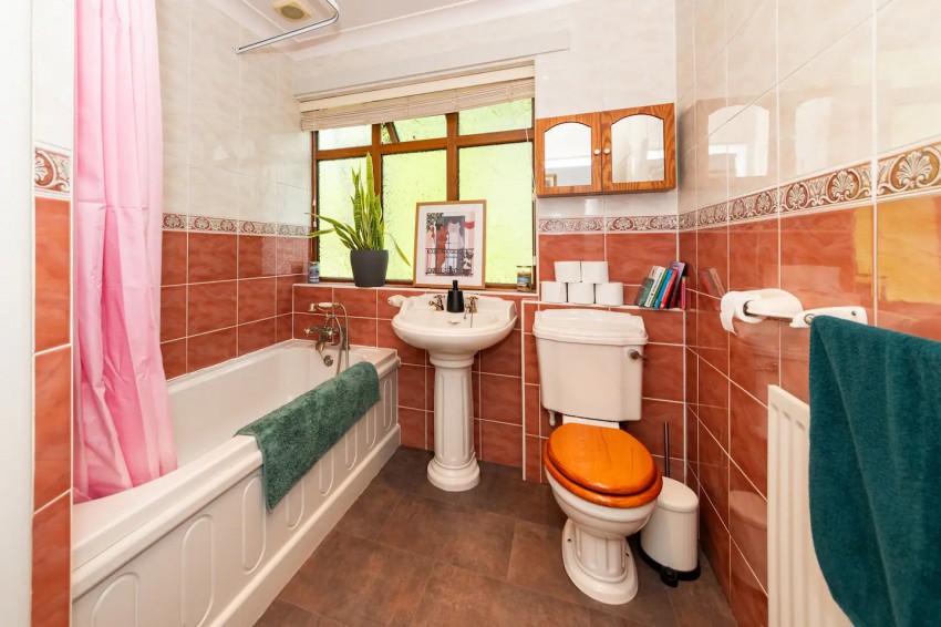 Images for Tilehurst, Reading, Berkshire