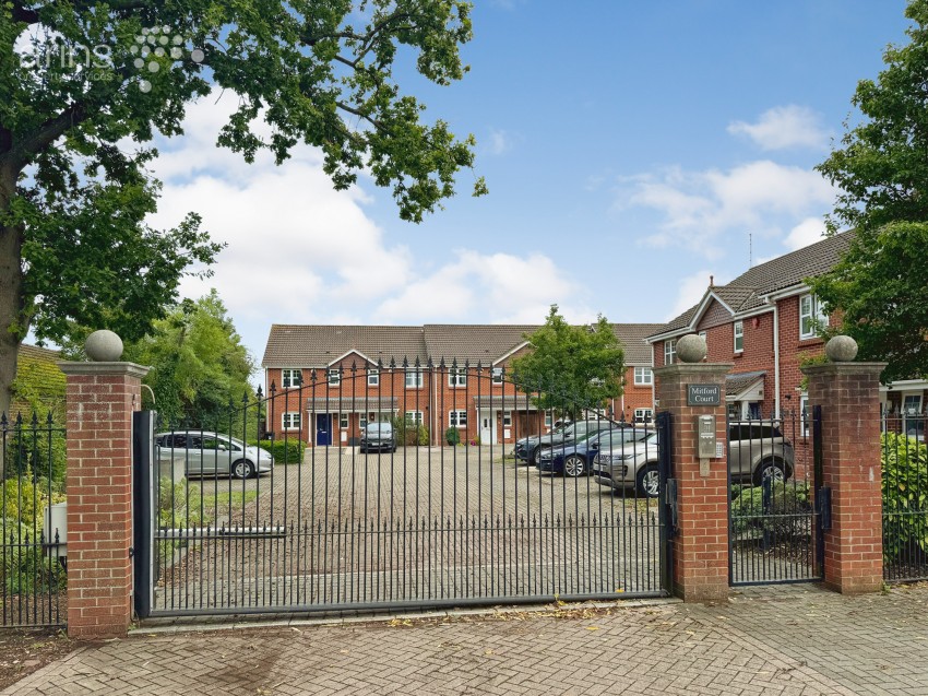 Images for Mitford Close  Three Mile Cross, READING, Berkshire