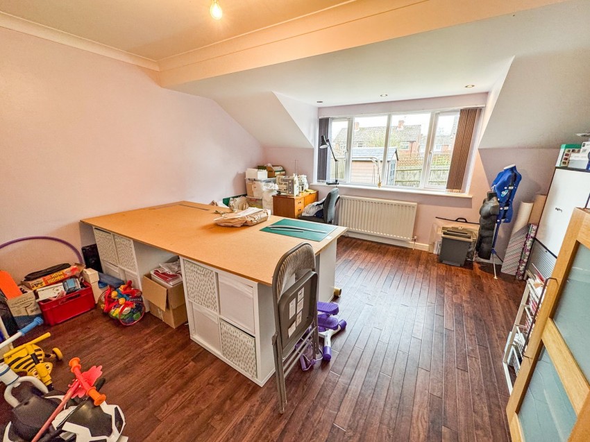 Images for Tilehurst, Reading, Berkshire