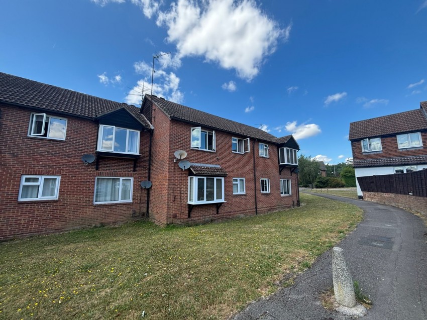 Images for Calcot, Reading, Berkshire
