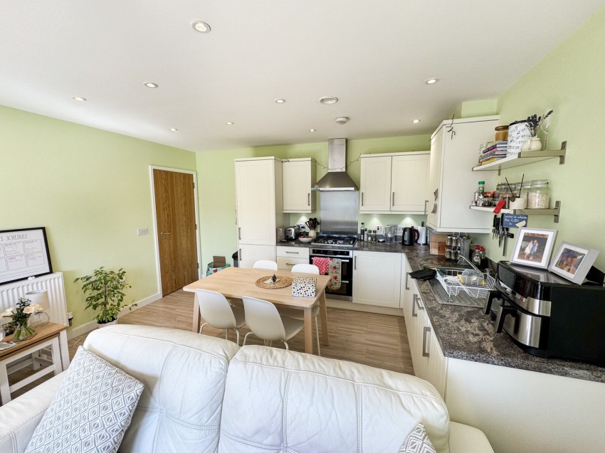 Images for Calcot, Reading, Berkshire