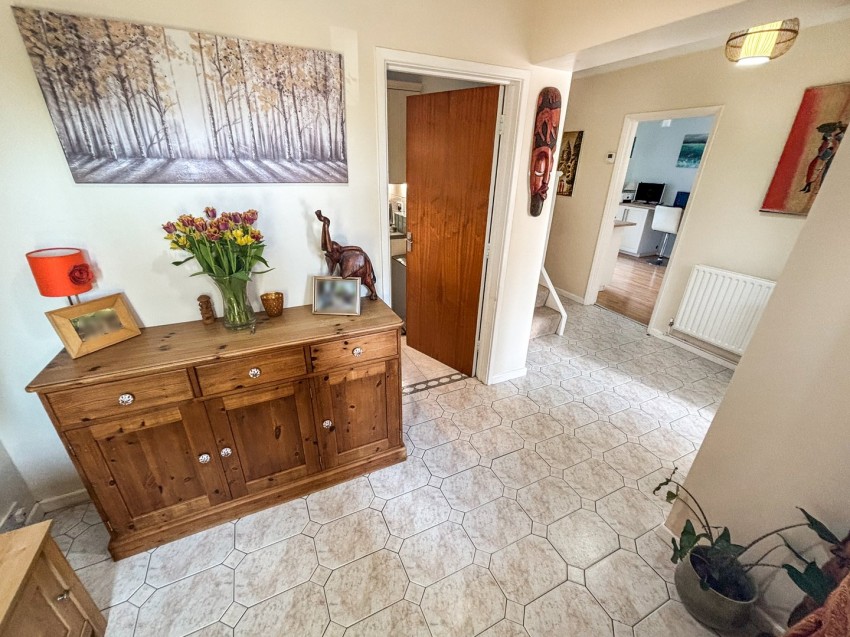 Images for Tilehurst, Reading, Berkshire