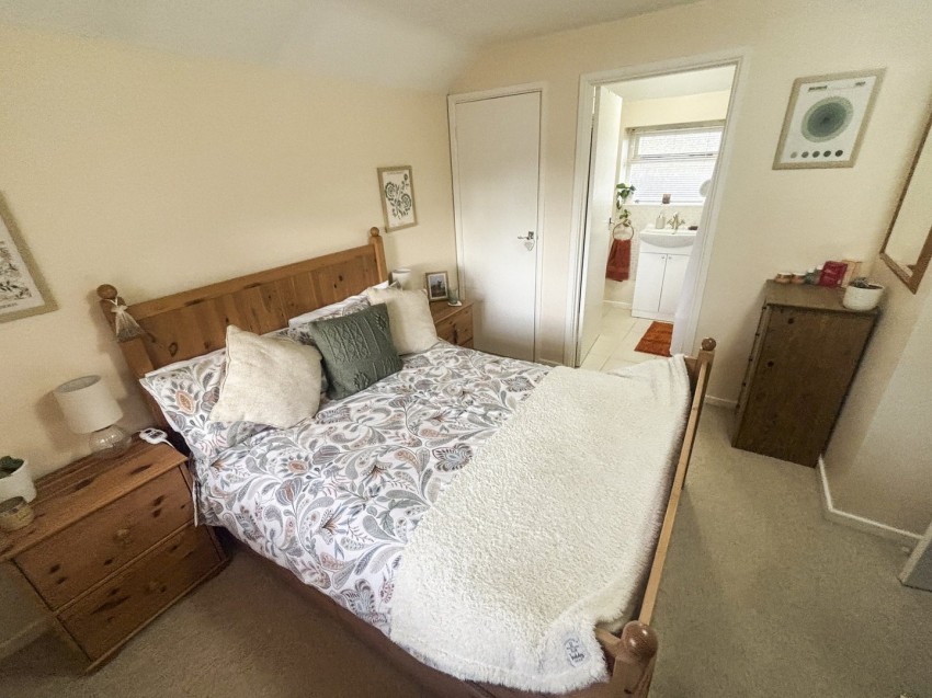 Images for Tilehurst, Reading, Berkshire