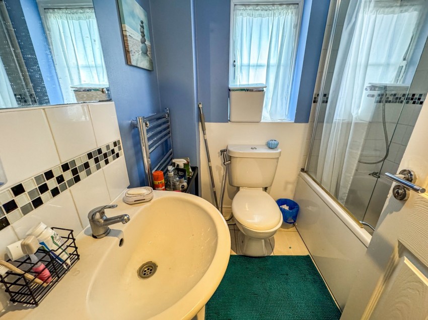 Images for Battle Place, Reading, Berkshire