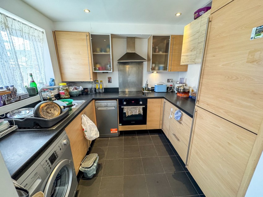 Images for Battle Place, Reading, Berkshire