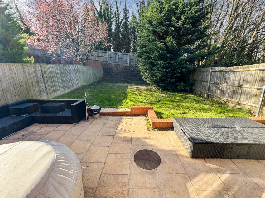 Images for Tilehurst, Reading, Berkshire
